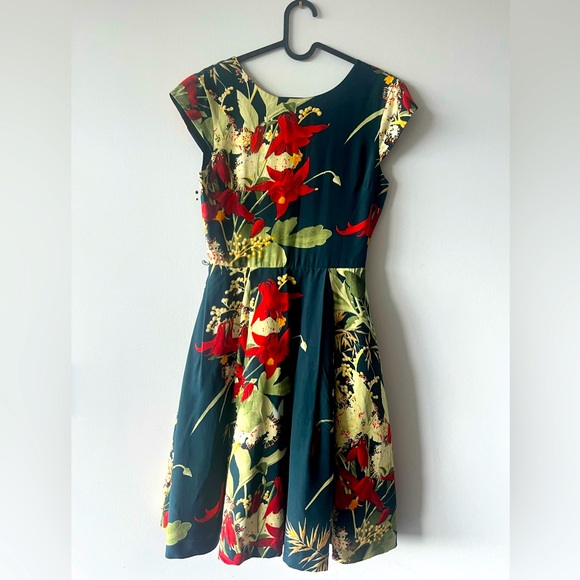 Ted Baker Silk Floral dress, size 0/XS - Picture 1 of 4
